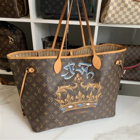 louis vuitton crown reviews